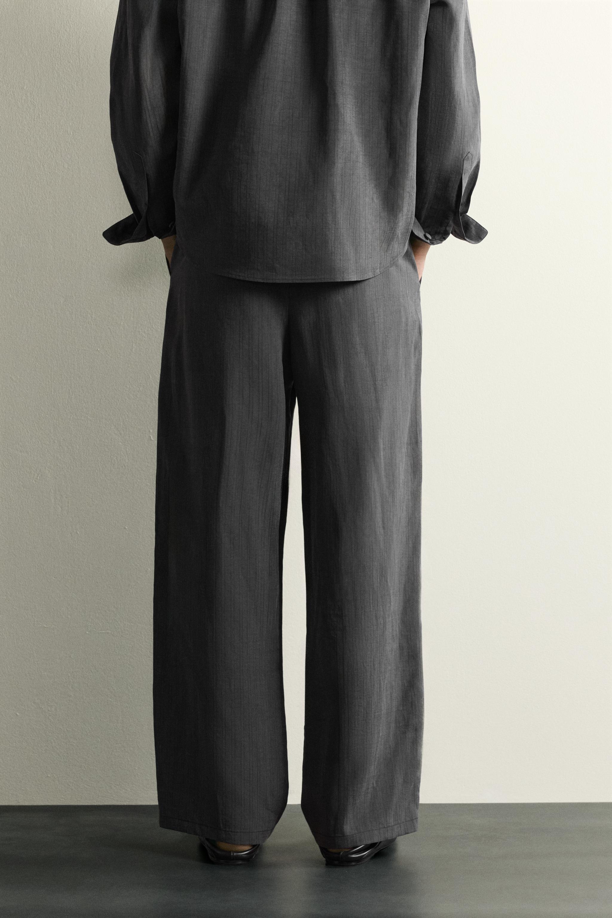 PANTALON FLUIDE COUPE DÉCONTRACTÉE À RAYURES